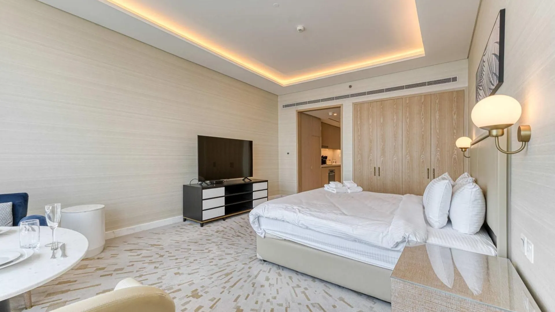 Pvh - Inviting Studio Ain Dubai View - Palm Tower Apartment